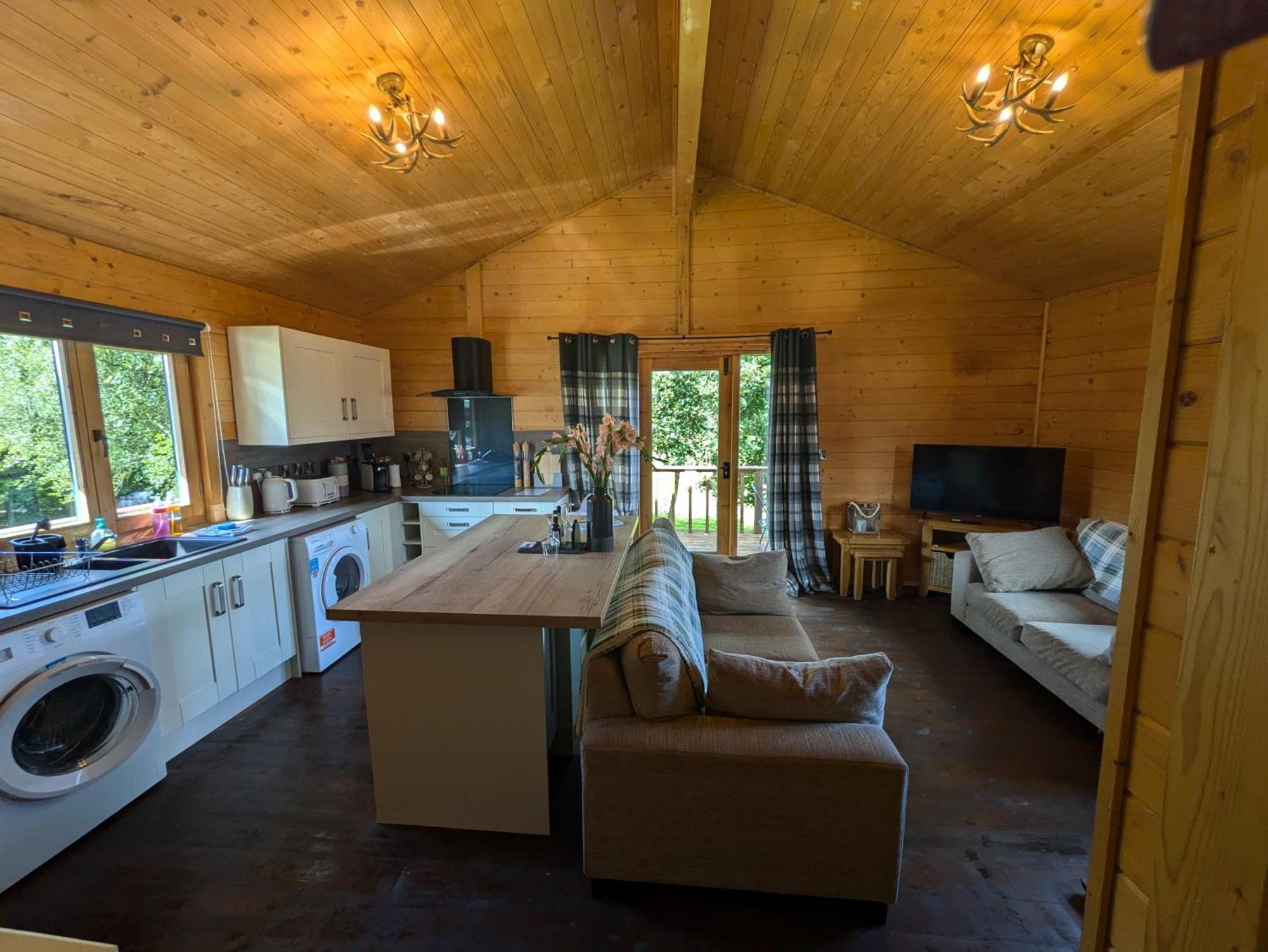 Rustic Lodge Retreat At Riverview Holiday Park Newcastleton Luaran gambar